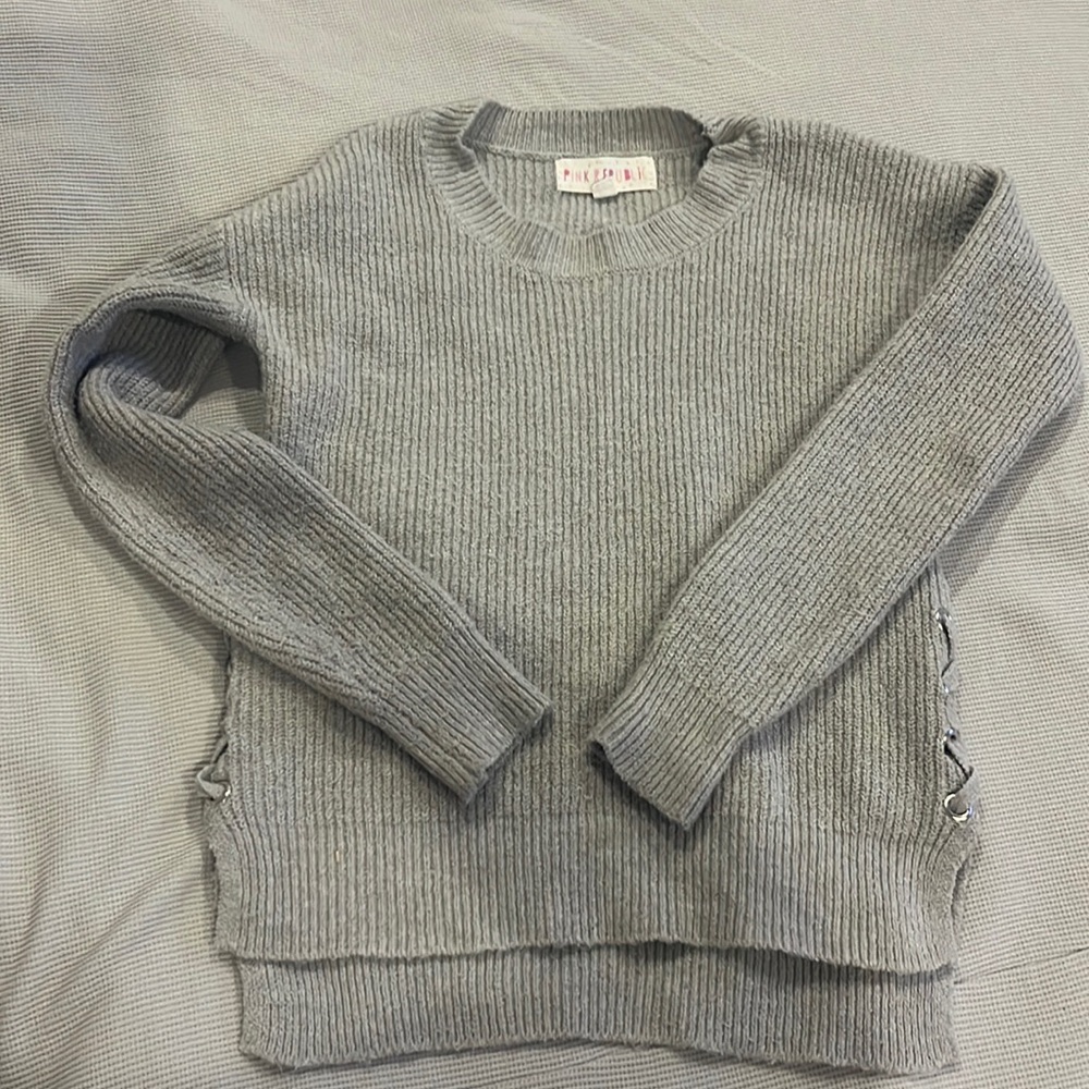 PINK REPUBLIC GIRL SWEATER